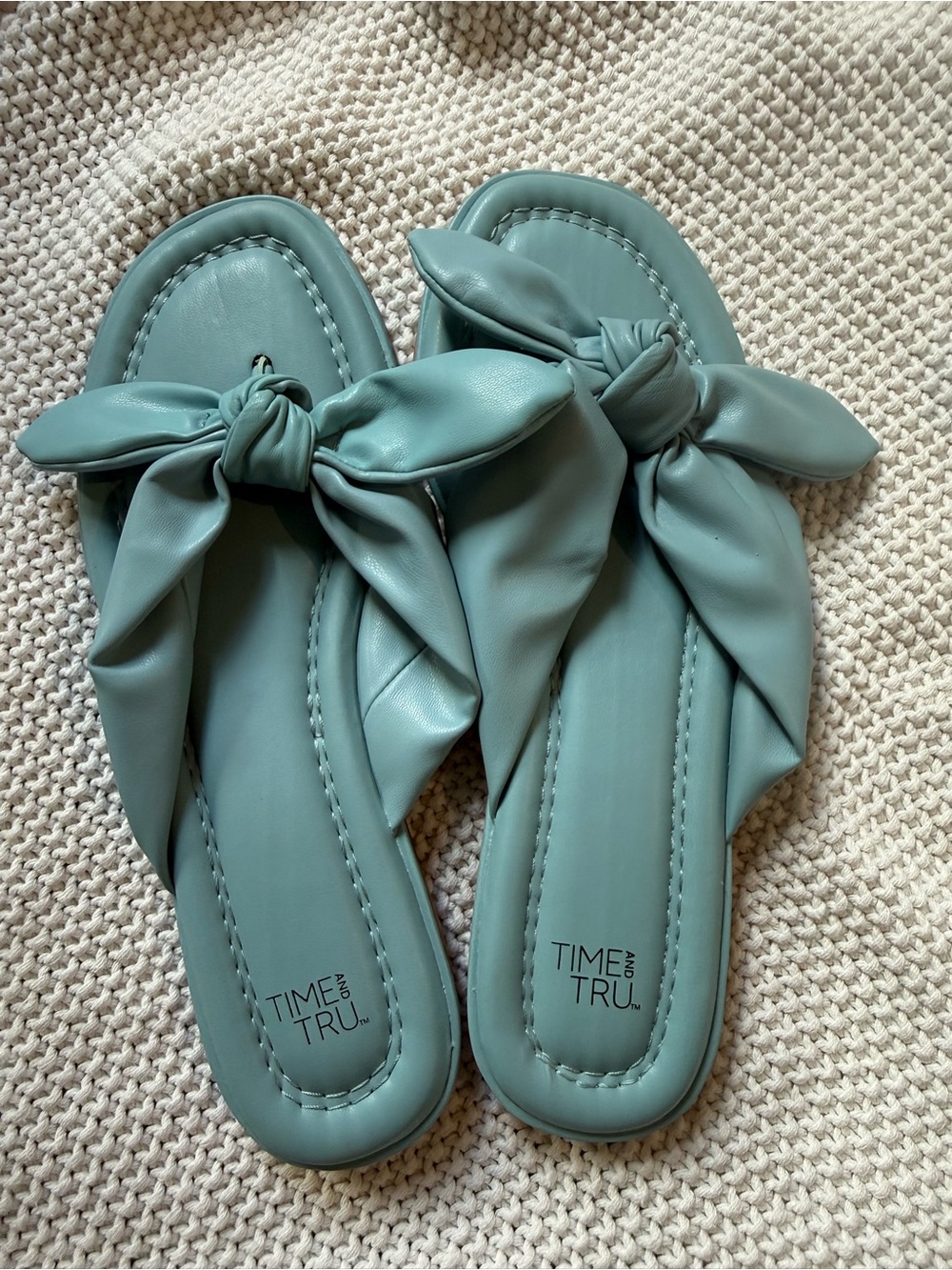 Time and Tru Women's Knot-Front Slide Sandals